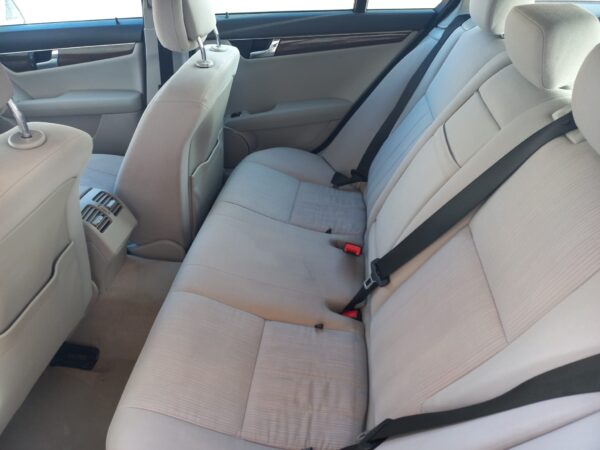 Mercedes Classe C 220 SW - immagine 9